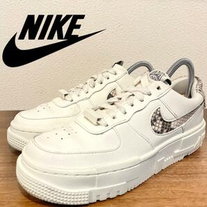 NIKE WMNS AIR FORCE 1 PIXEL SE ナイキ エア フォース ワン ピクセル パイソン CV8481-101 ローカットスニーカー 22.5cm の画像1