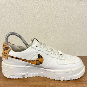 NIKE WMNS AIR FORCE 1 PIXEL SE ナイキ エア フォース ワン ピクセル レオパード CV8481-100 レディース ローカットスニーカー 22.5cm の画像5