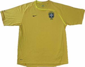 NIKE ナイキ サッカー トレーニングシャツ ブラジル代表 エンブレム刺繍 Lサイズ FIT-DRY タイランド製　ポリエステル100% 2004年頃