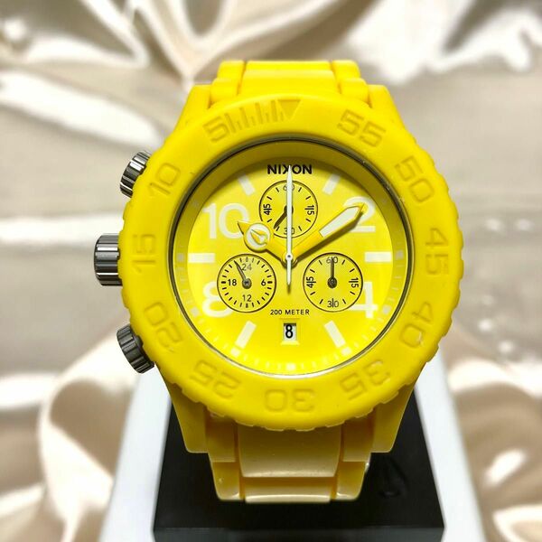 NIXON 42-20 CHRONO RUBBER YELLOW