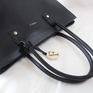 1円 フルラ FURLA ★ トートバッグ 肩掛け可 ★ ブラック レザー ★ A4収納可 就活 通勤通学 6189の画像5