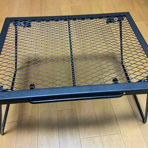 未使用 YOLER IRON MESH TABLE メッシュテーブル 焚き火テーブル 折りたたみ 43×32×26cm サイド持ち手/収納袋付 直火利用可能 MT009の画像1