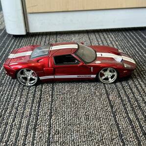 【TC0404（85）】Jada 2005 Ford GT No.90075 1/24 ミニカー レッド コレクションの画像4