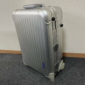 【H0407】RIMOWA リモワ スーツケース キャリーケース シルバー 旅行 ビジネス 2輪 トランクケース 収納 ブランド ドイツ製 堅牢 の画像1