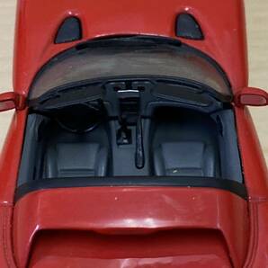 【TC0404（102）】 ミニカー ミニチャンプス ダッジ・バイパー 1993 レッド 赤 オープンカー おもちゃ 玩具 キズあり 汚れあり 1/43の画像5