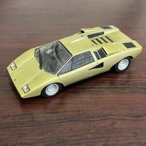 【TC0404（21）】ミニチャンプス MINICHAMPS Lambmrggini Countach LP400 ランボルギーニ 1/43 ミニカー コレクション