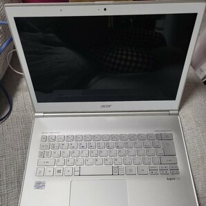 美品 極薄ノートパソコン acer aspire S7 -391 core i7 搭載 13.3inch の画像4