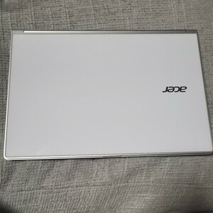 美品　極薄ノートパソコン acer aspire S7 -391 core i7 搭載 13.3inch 