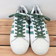 z1898 アディダス スーパースター US8 26.0cm/白 ホワイト 緑 グリーン ロゴ柄 adidas SUPERSTAR メンズ スニーカー 中古_画像2