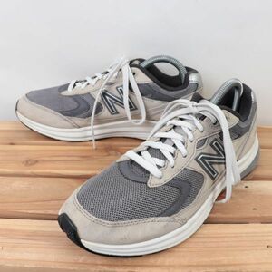 z1319【880】ニューバランス US7.5 25.5cm/灰 グレー系 newbalance メンズ スニーカー 中古