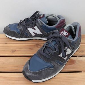 z2042【373】ニューバランス US8.5 26.5cm/紺 ネイビー 濃灰 ダークグレー エンジ newbalance メンズ スニーカー 中古