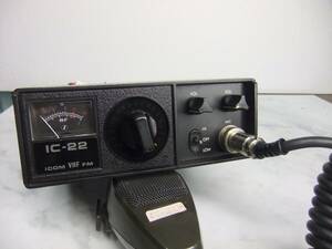 ICOM Inoue electro- machine factory. VHF transceiver IC-22.. operation not yet verification therefore junk treatment no claim please.