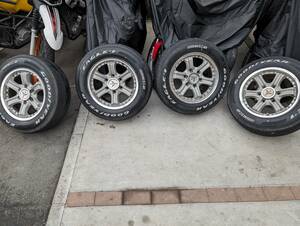 トヨタ　ハイエース　200系　215/65R16　+35　7J　16インチ　ナスカー　ウェッズ？