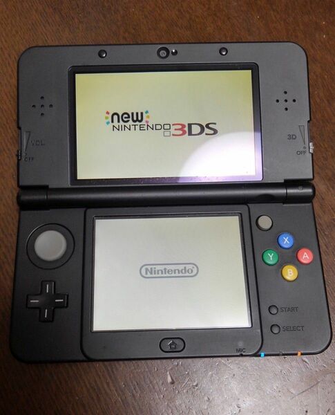 New 3DS　本体　ブラック