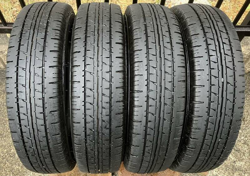 23、22年製☆良品☆エコタイヤ☆バリ山★DUNLOP”ENASAVE VAN01”★145/80R12 80/78N【4本セット】