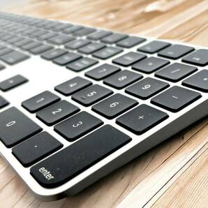 【PC周辺機器】アップル Apple Magic Keyboard with Touch ID and Numeric Keypad A2520 ブラック マジックキーボードの画像5