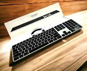 【PC周辺機器】アップル Apple Magic Keyboard with Touch ID and Numeric Keypad A2520 ブラック　マジックキーボード