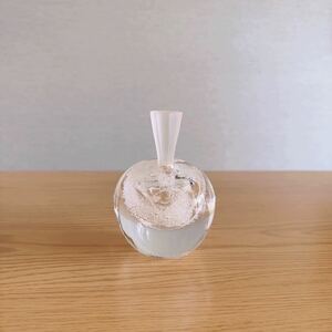 . river furthermore . perfume bin 