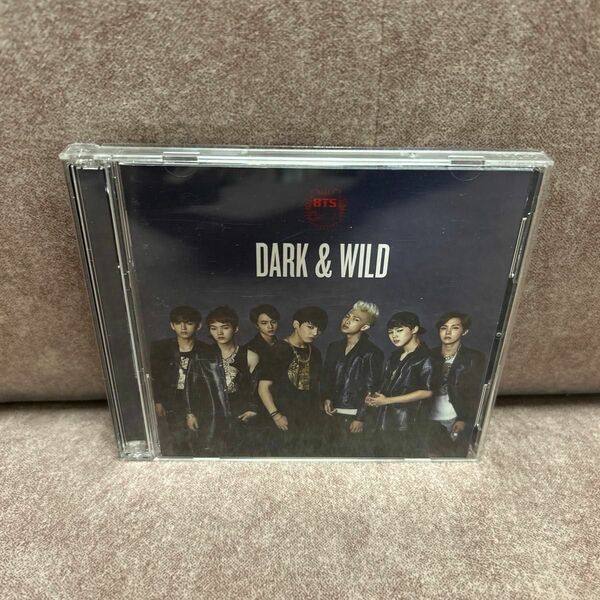  BTS DARK & WILD DVD 付　歌詞カード日本語訳付