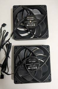 【送料無料】Thermaltake ケースファン Pro 2Pack CL-F159-PL12BL-A [ブラック] 外箱 レシート付き