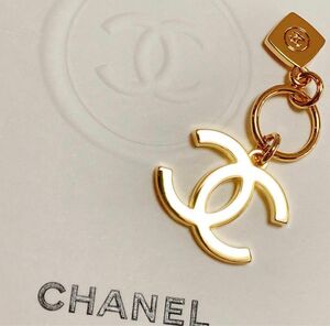 CHANEL チャーム ココマーク ペンダント　ノベルティ