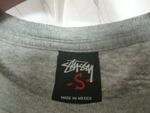 【中古・状態悪い】★①STUSSY MENS Front Print Tee GREY sizeS/ステューシー メンズ プリント Tシャツ Sサイズ★_画像3