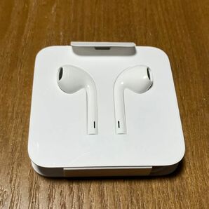 【新品・未使用品】 Apple純正付属品　ライトニングイヤホン　