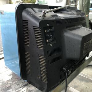 National ナショナル 白黒テレビ TR-121A トランジスタ式 ブルー 昭和 レトロ 中古 現状品 動作未確認の画像4