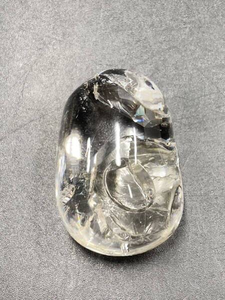 金額変更しました【水多い 気泡大きい 可動域大】水入り 水晶 磨き 約54g 1211