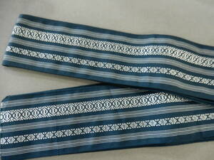 < silver. axe > tree cotton * for man man's obi *. on weave * peace name . return color (.......)