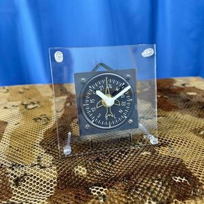 ジャイロコンパス(定針儀)型時計インテリアの画像1