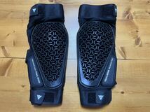 MTB用　DAINESE TRAIL SKINS PRO ELBOW GUARDS size XL 肘プロテクター ダイネーゼ　ひじ エルボー　中古 （検索 トロイリー　poc 661 fox_画像1