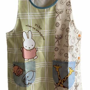  新品　Miffy ミッフィー　動物　エプロン　保育士　グリーン