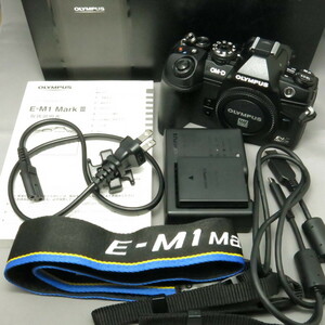 【美品】OLYMPUSオリンパス　E-M1 MARKIII　★NO.8155