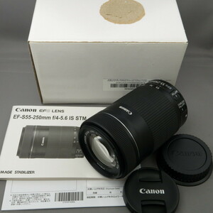 【新品同様】Canonキャノン　キヤノン　EF-S55-250mmF4-5.6IS STM　キヤノンＥＦマウントAPS-Cサイズセンサー用★NO.8205