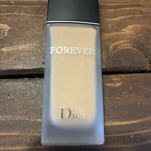 Diorスキン　フォーエヴァー　フルイドマット　 ディオール　2N