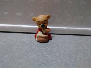  Winnie The Pooh figure Disney Disney ornament ceramics 