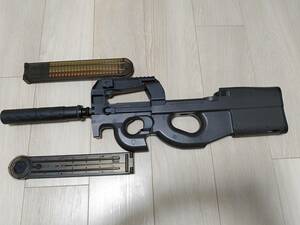 マルイ P90 TR スペア多弾マガジン付 スタンダード電動ガン