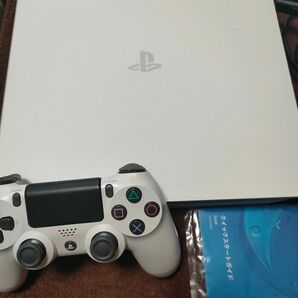 4/20、21限定値引　PS4 本体　CUH-2100A ホワイト　中古美品