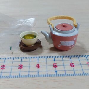 単品 リーメント◆お茶 急須　ミニチュア　だんらんこたつ◆