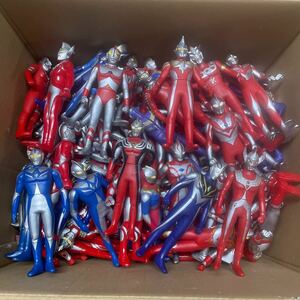 【1円スタート】 ウルトラマン 特撮もの etc… ソフビ フィギュア 大量 まとめ売り 90体セット