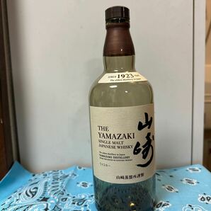 1円スタート 空瓶 シングルモルトウイスキー 山崎 700ml  SUNTORY WHISKY YAMAZAKIの画像1