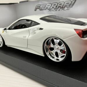 ブラーゴ フェラーリ 488 GTB 1/18の画像4