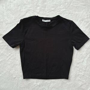 ZARA ザラ　クロップド丈　Tシャツ　ブラック　XS