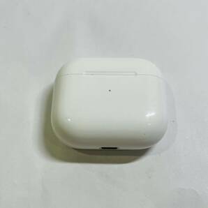 Y-41640Y 【中古】 Apple AirPods 第3世代 《A2564・A2565・A2566》 アップル エアーポッズ ワイヤレスイヤホン 箱無 通電のみ確認の画像1