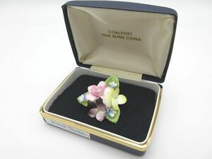 ●COALPORT コールポート COALPORT FINE BONE CHINA Brooch Cluster ブローチ ピン 陶磁 花 花束 フラワー ピンク イエロー パープル●