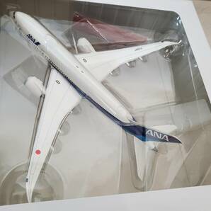 全日空商事 ANA 1:200 ボーイング787-8 JA801A NH20038 スケールモデルの画像4