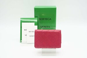 ☆安心の３大保証☆ Bランク ≪BOTTEGA VENETA ボッテガ ヴェネタ/三つ折り財布≫ 690568 マキシイントレチャート コンパクト クランベリー