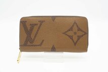 ☆安心の３大保証☆ ABランク ≪LOUIS VUITTON ルイ ヴィトン/ジッピーウォレット ≫ M69353 ジャイアント リバース ブラウン ベージュ 美_画像1