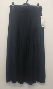 スーパービューティー　プリーツスカート　サイズ42号 BK
